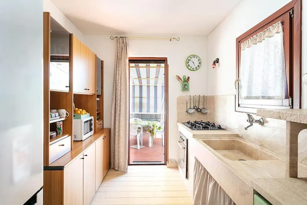 Villa Piera Sos Aranzos -Golfo Aranci Sea View- 피뚤론구