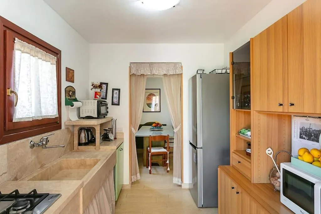 Villa Piera Sos Aranzos -Golfo Aranci Sea View- 피뚤론구